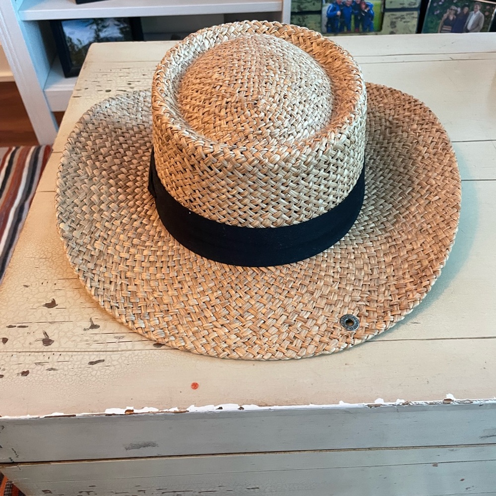 Straw hat!
